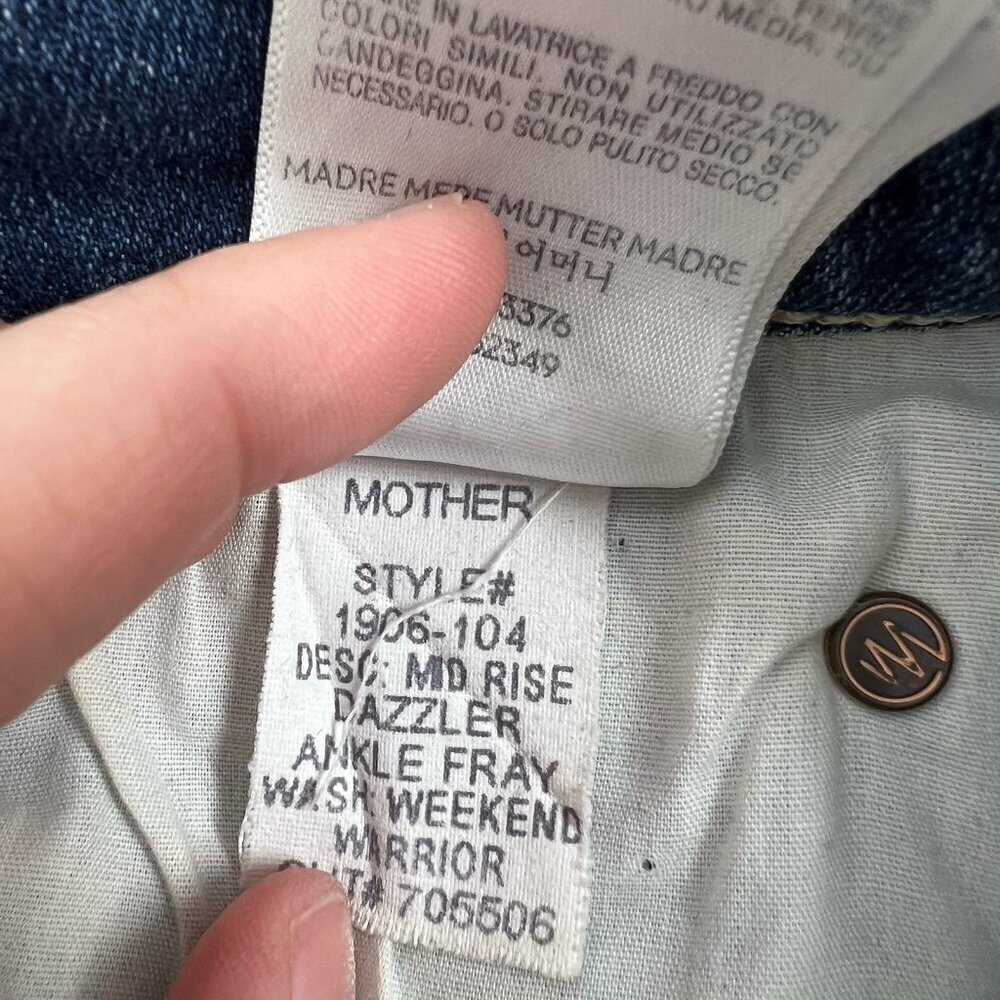 Mother The Mid Rise Dazzler Ankle Fray Weekend Warrior Size 26 Distressed - Picture 10 of 12
